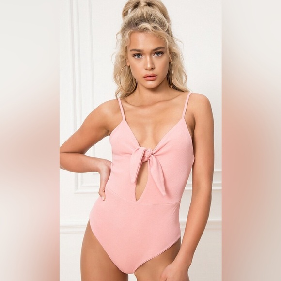 Superdown Charley Tie Front Bodysuit Medium NWOT - Picture 1 of 3